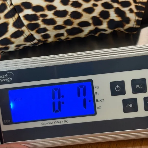 Torrid 5X Wireless XO Triangle Cheetah Plunge Bikini Top - Picture 9 of 9